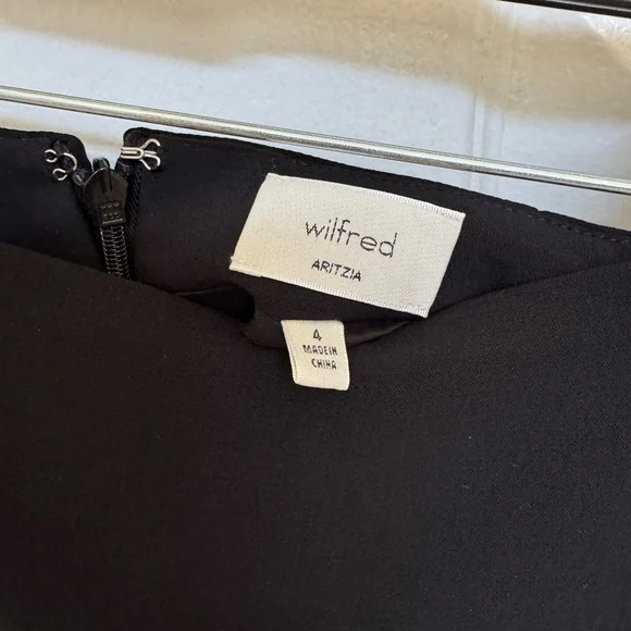 Aritzia Wilfred Black Mini Skirt - Picture 3 of 3